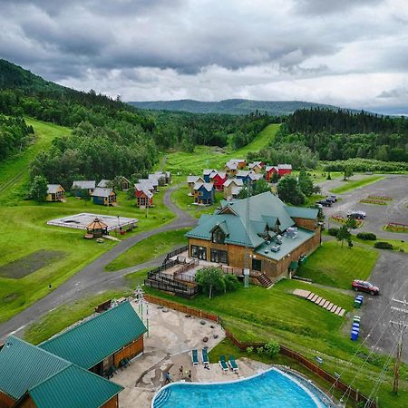 Вилла Station Touristique Pin Rouge Нью-Ричмонд Экстерьер фото